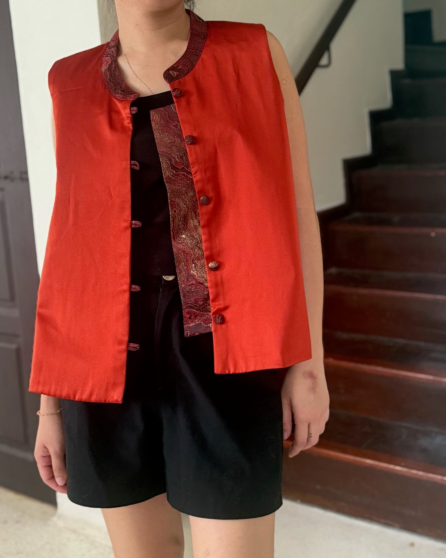 Seri Vest ( Crimson Red )