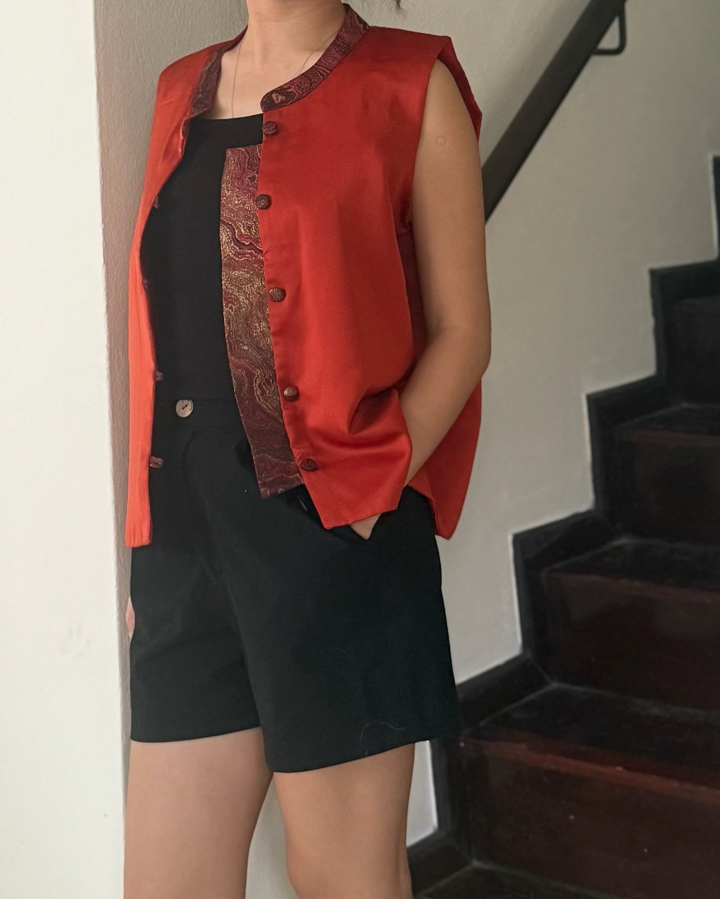 Seri Vest ( Crimson Red )