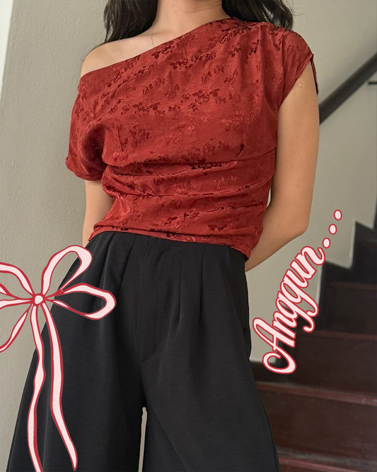Anggun off-shoulder top ( Crimson Red )