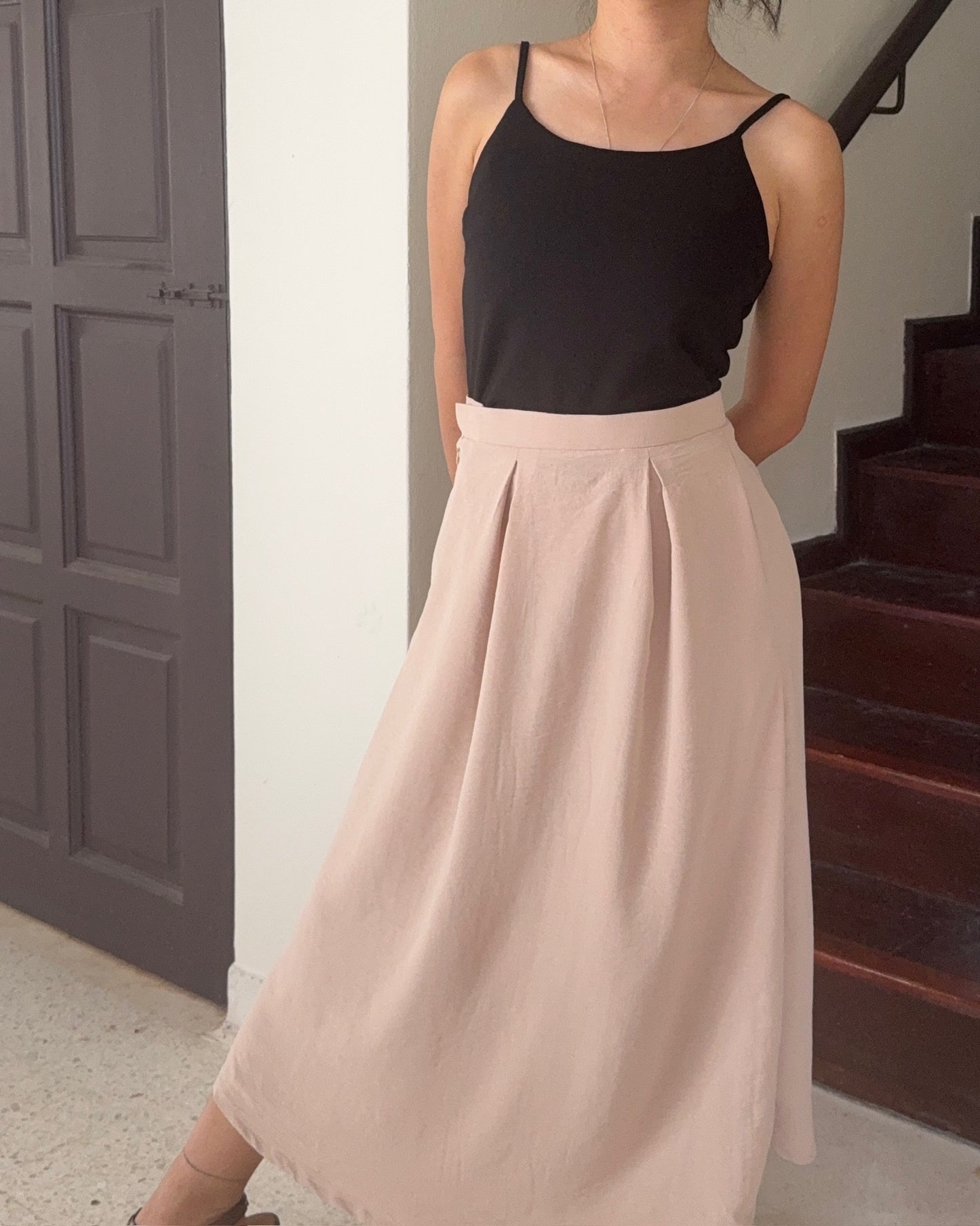 Anggun Flowy Skirt