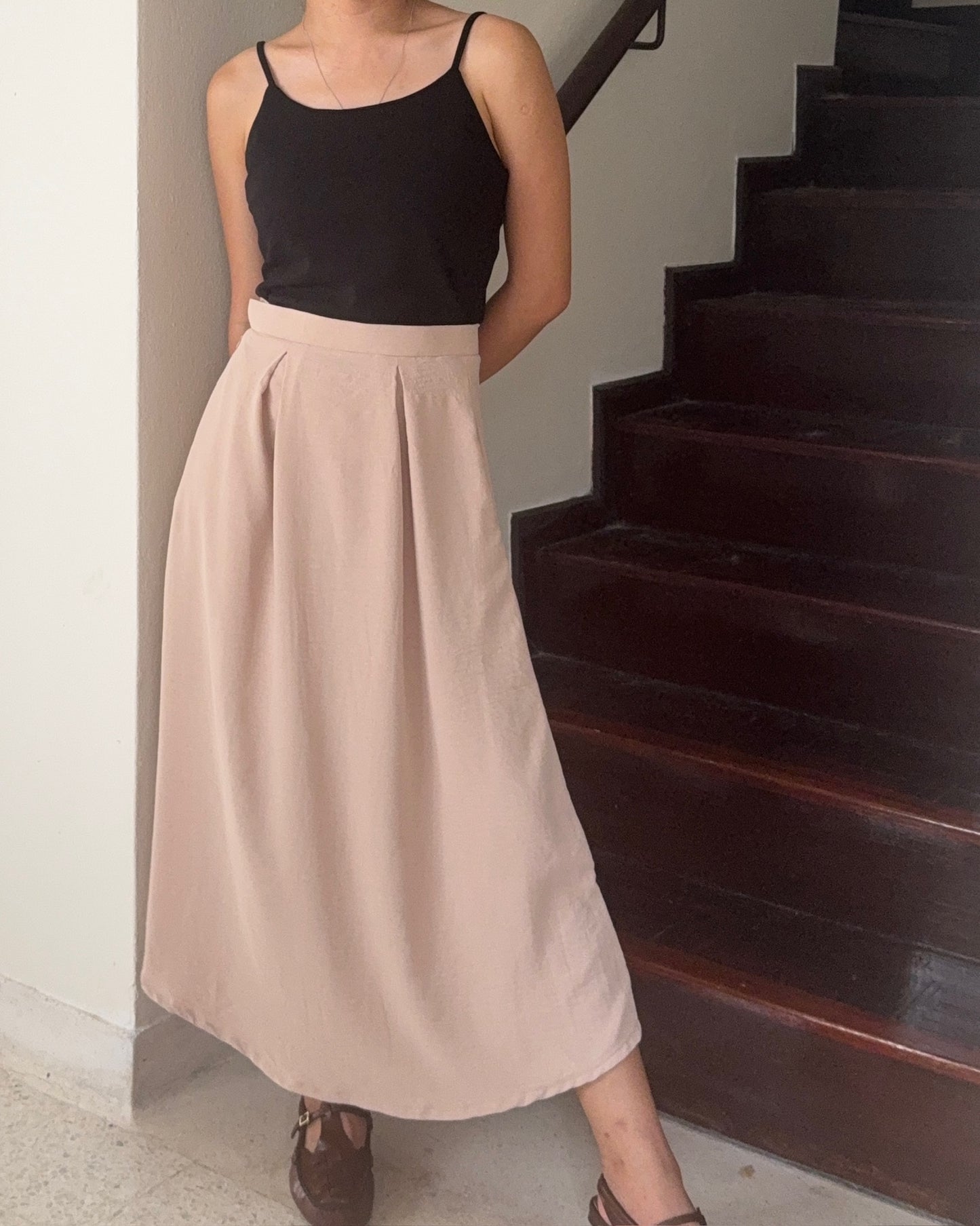 Anggun Flowy Skirt