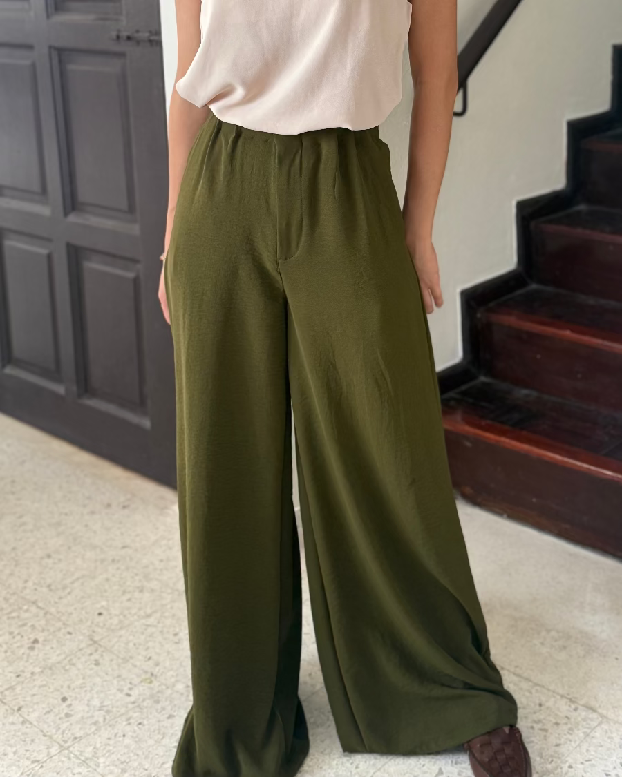 Anggun Flowy Pants