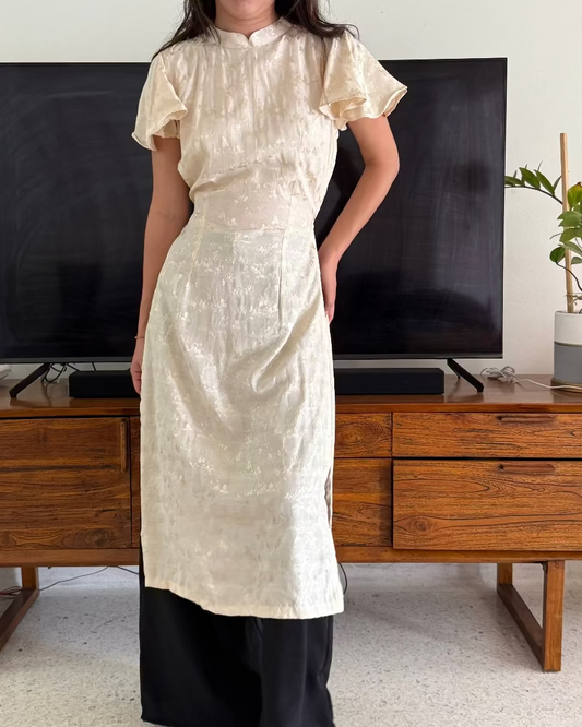 Ayu Ao-Inspired Dress with Sleeves