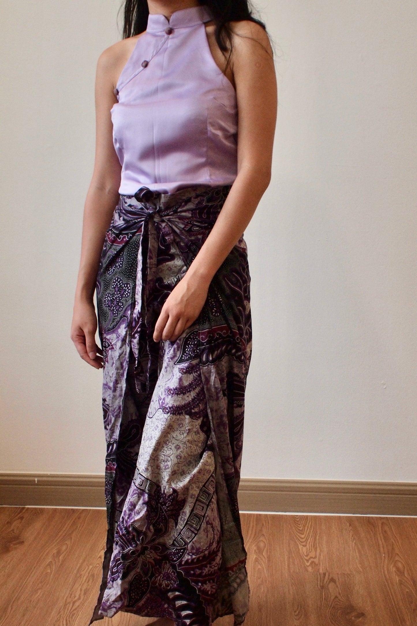 Ai Sui Cheongsam (Lilac)